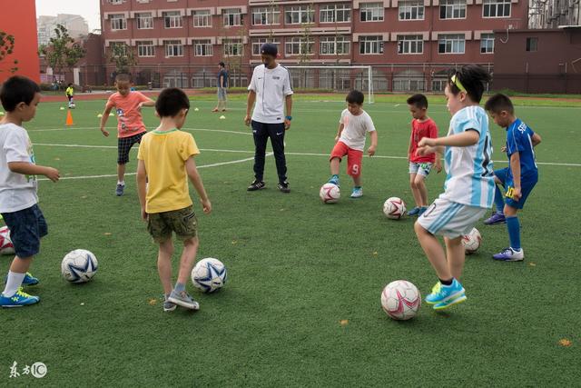 国乒男团终止32年连冠历史，亚运银牌到手